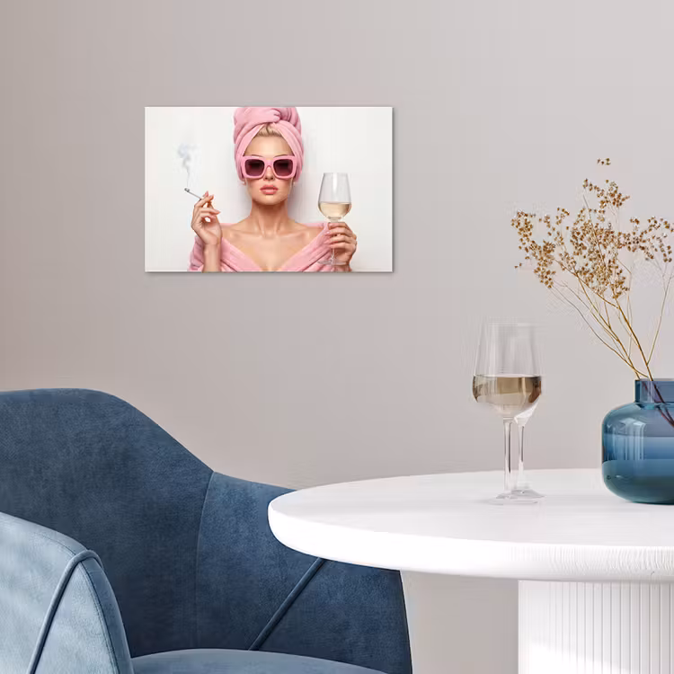 Poster - Vrouw - Roze - Wijn - Zonnebril — 4
