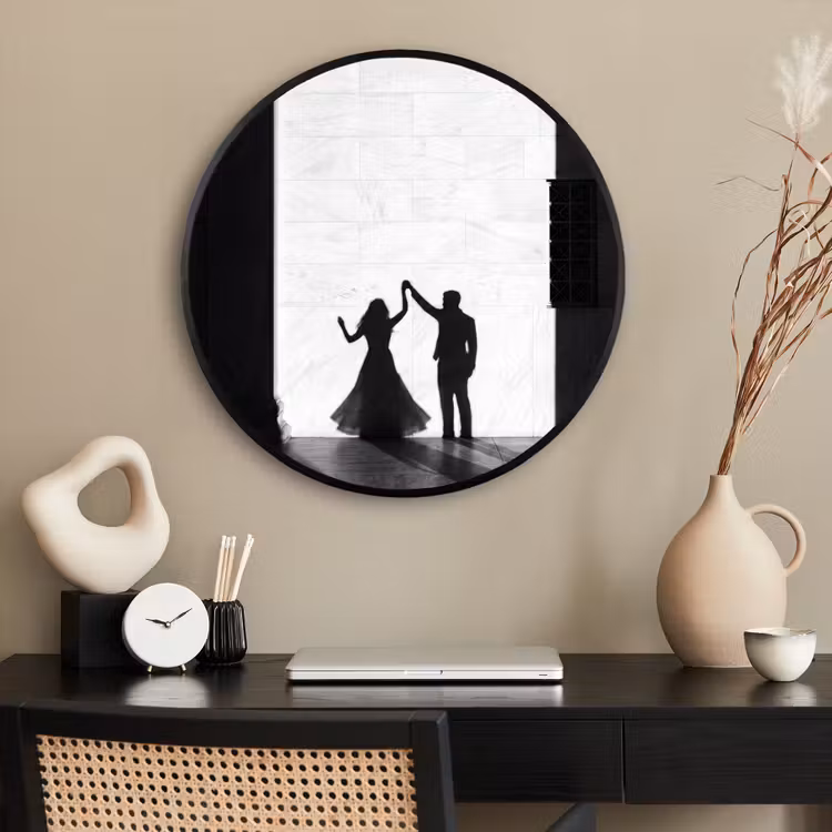 Ronde fotolijst - Mensen - Schaduw - Dans - Zwart-wit - Liefde — 2