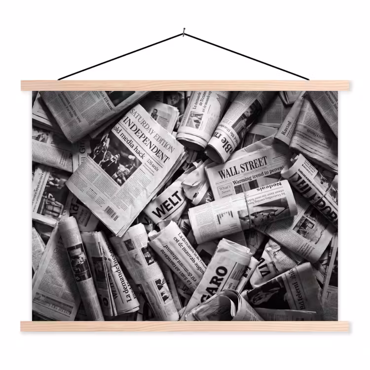 Schoolplaat - Krant - Stapel - Nieuws - Zwart-wit — 1