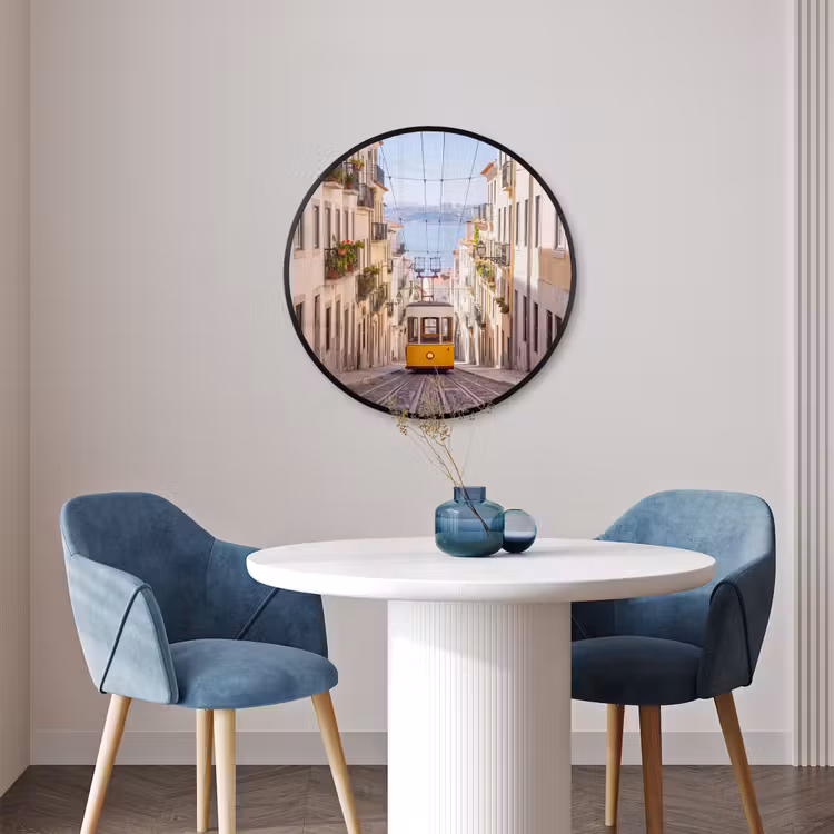 Ronde fotolijst - Tram - Straat - Stad - Architectuur - Geel — 3