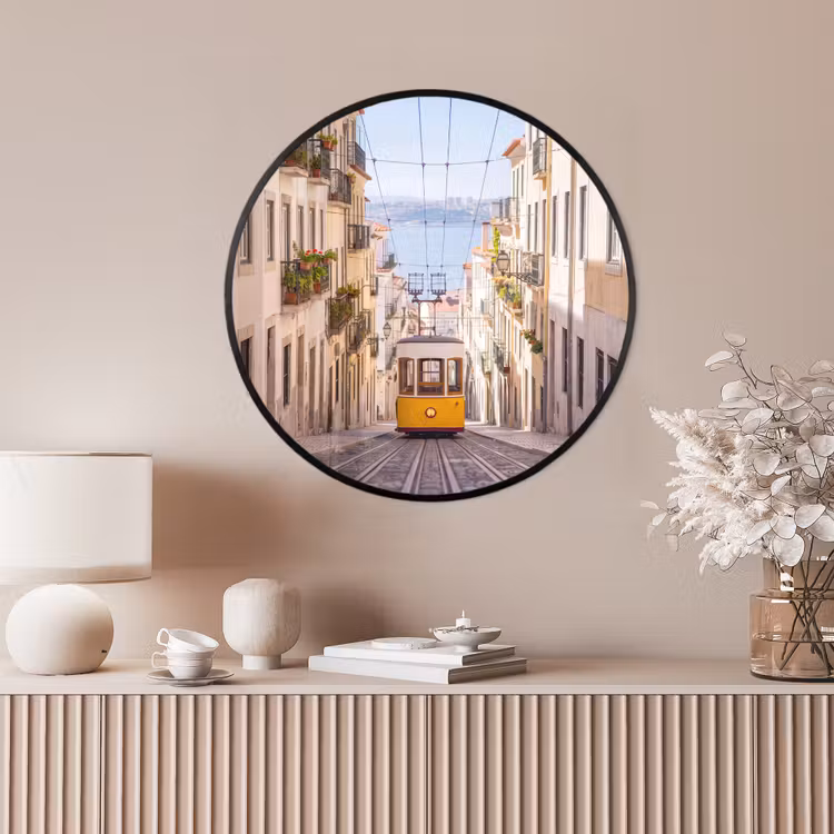 Ronde fotolijst - Tram - Straat - Stad - Architectuur - Geel — 4
