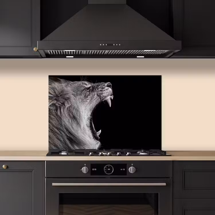 Spatscherm keuken - Dieren - Leeuw - Zwart - Wit - Portret — 2
