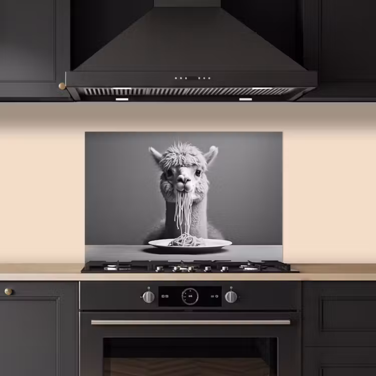 Spatscherm keuken - Alpaca - Pasta - Zwart - Wit - Grappig - Dieren — 2