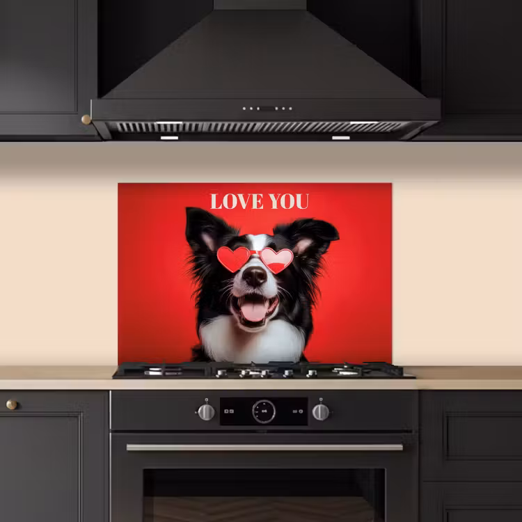 Spatscherm keuken - Hond - Hartjesbril - Loveyou - Rood — 2