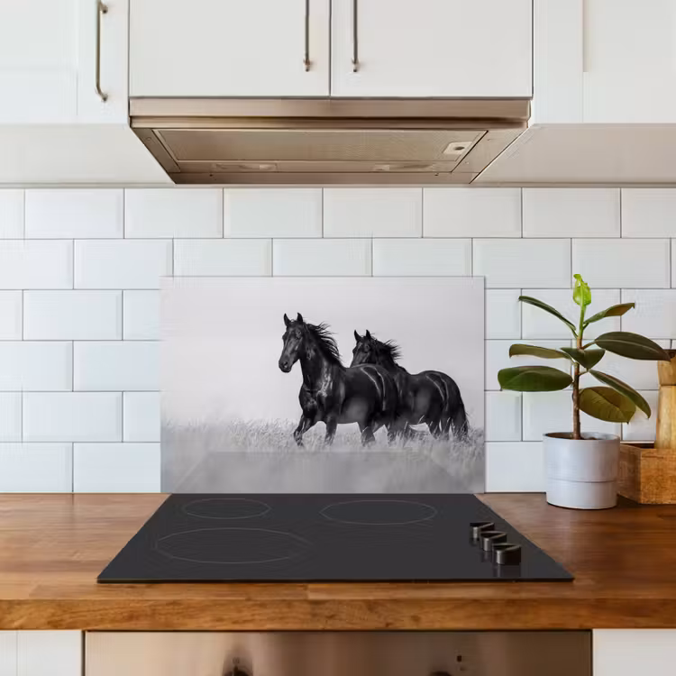 Spatscherm keuken - Paarden - Gras - Zwart - Wit — 6
