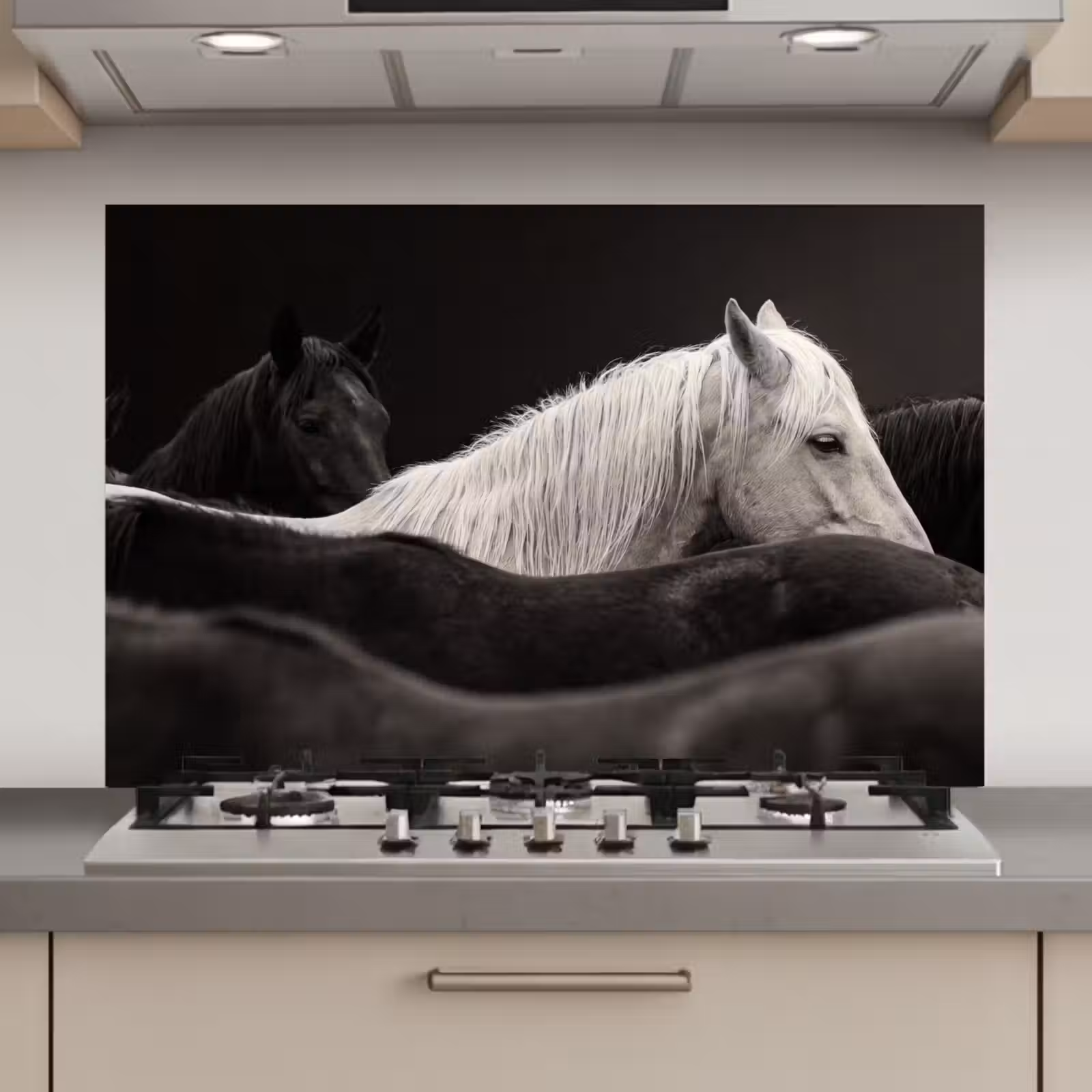 Spatscherm keuken - Paarden - Zwart - Wit - Kudde — 1