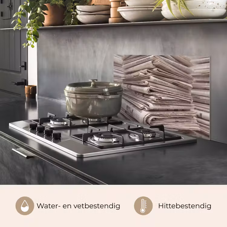 Spatscherm keuken - Kranten - Stapel - Nieuws - Vintage - Beige — 7