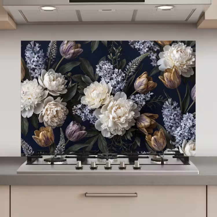 Spatscherm keuken - Bloemen - Donker - Elegant - Natuur - Wit — 1
