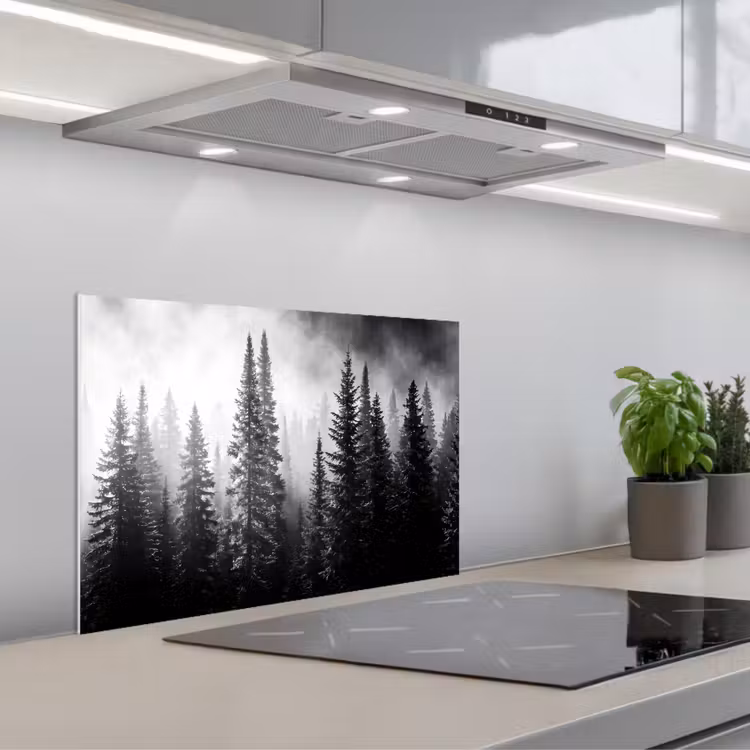 Spatscherm keuken - Bos - Mist - Winter - Monochroom - Natuur — 5
