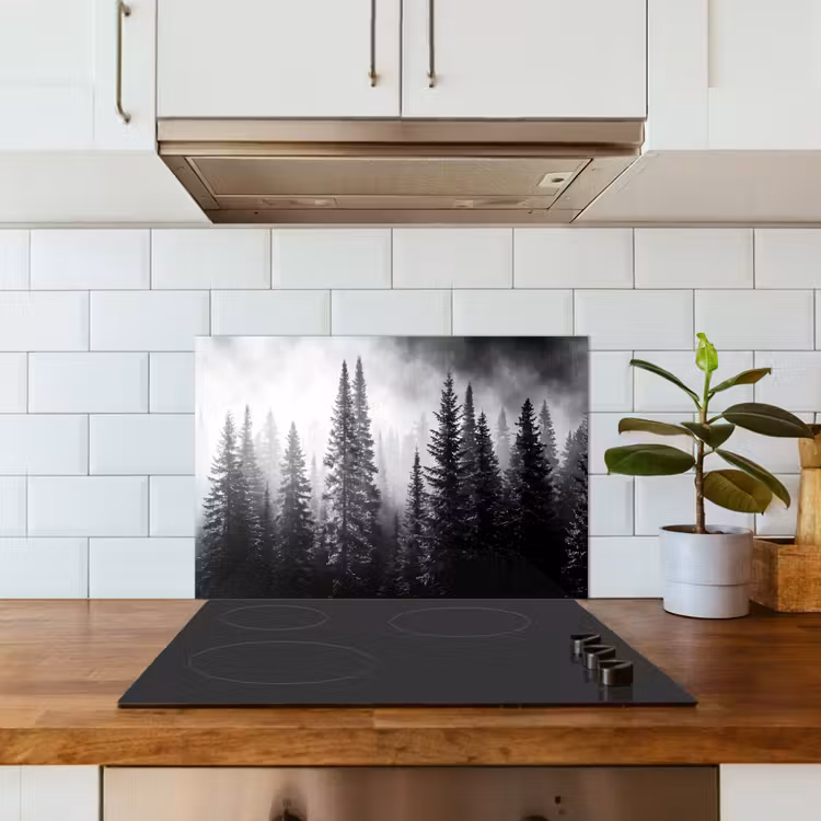 Spatscherm keuken - Bos - Mist - Winter - Monochroom - Natuur — 6
