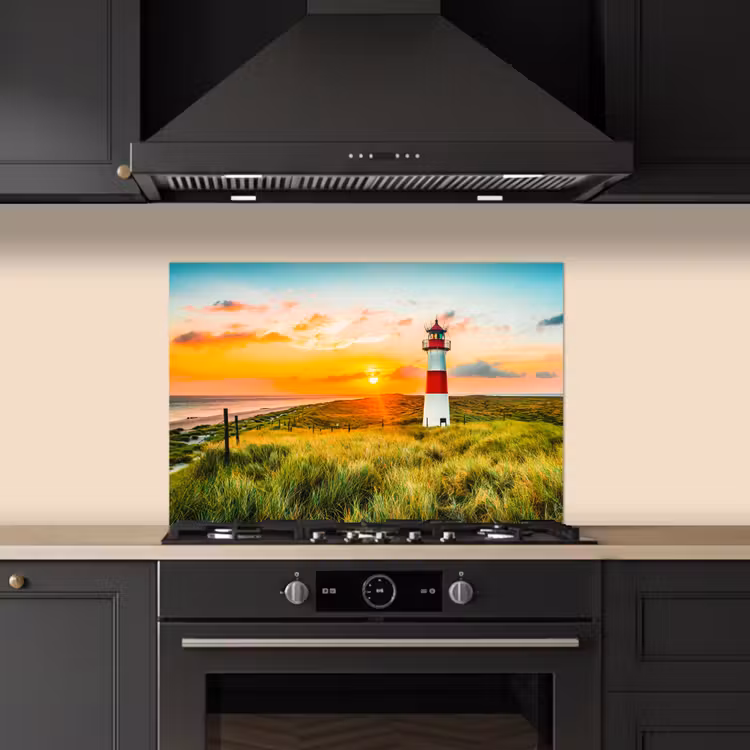 Spatscherm keuken - Vuurtoren - Natuur - Zon - Landschap - Gras - Strand - Zee — 2