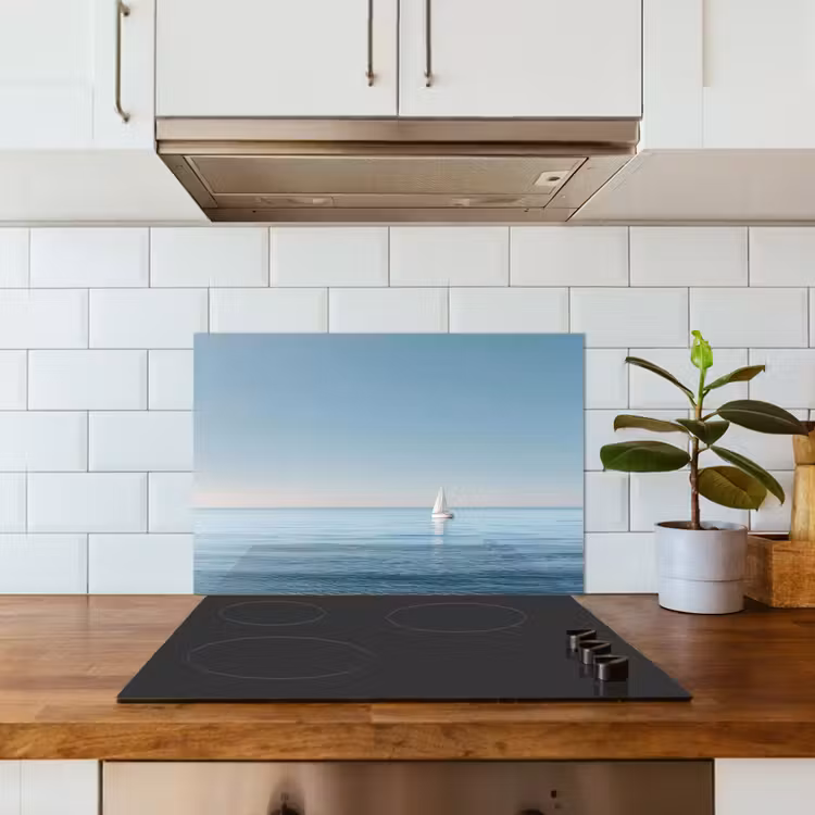 Spatscherm keuken - Zeilbootje - Kalme zee - Helderblauwe hemel — 6