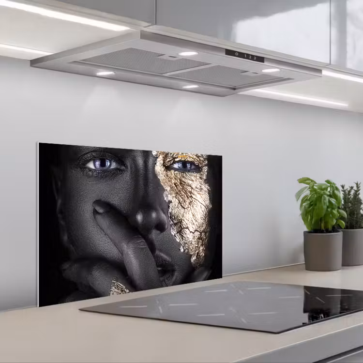 Spatscherm keuken - Vrouw - Goud - Zwart - Schmink - Luxe — 5
