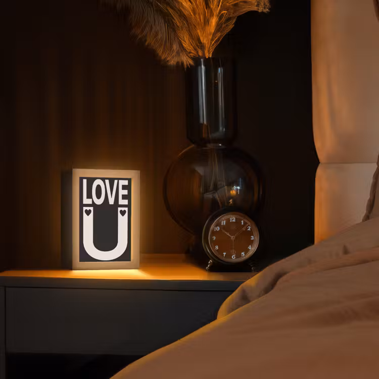 Tafellamp - Love - Zwart - Minimalistisch — 3