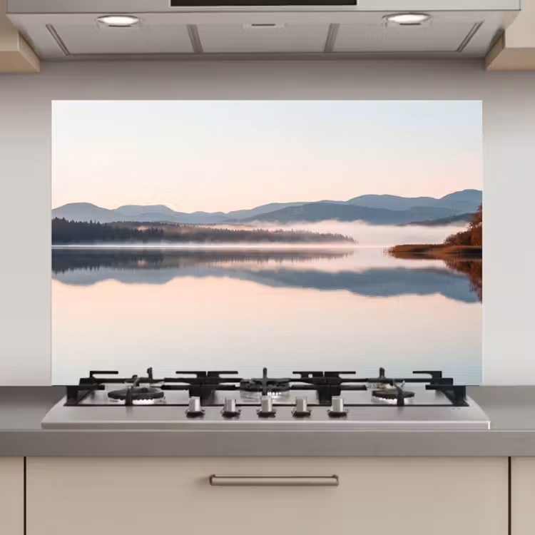 Spatscherm keuken - Water - Bomen - Mistlaag — 1