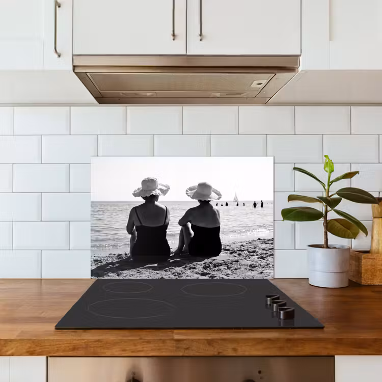 Spatscherm keuken - Vrouwen - Zonnehoed - Strand - Zwart - Wit — 6