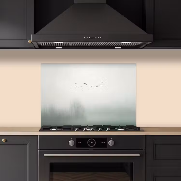 Spatscherm keuken - Vogel - Vlucht - Natuur - Minimalistisch — 2