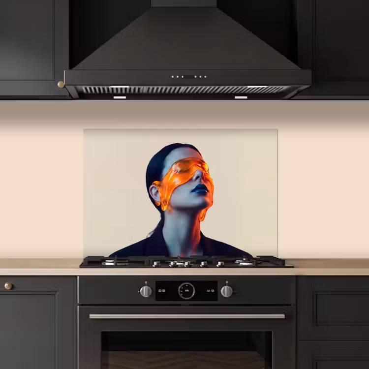 Spatscherm keuken - Vrouw - Oranje - Abstract - Modern - Kleurrijk — 2