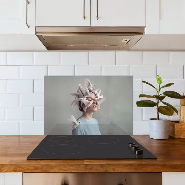 Spatscherm keuken - Vrouw - Vogels - Abstract - Modern - Wit — 6