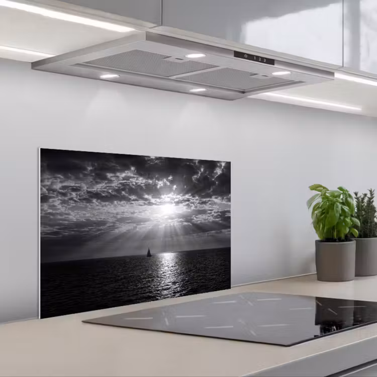 Spatscherm keuken - Water - Boot - Lucht - Natuur - Zwart-wit — 5