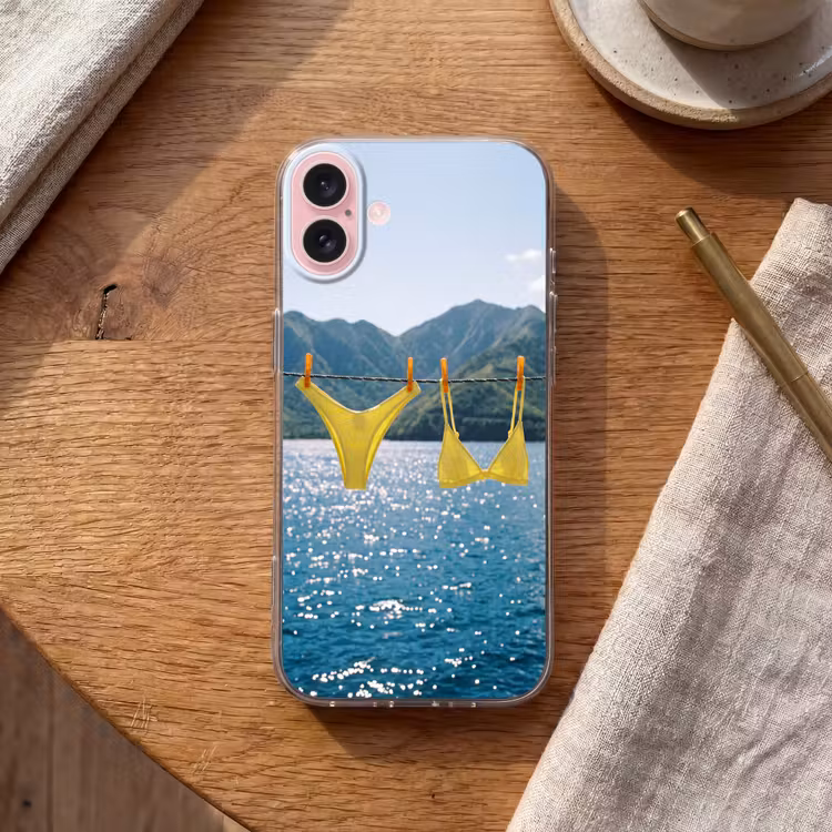 Telefoonhoesje - Badmode - Bikini - Zee - Bergen - Geel — 2