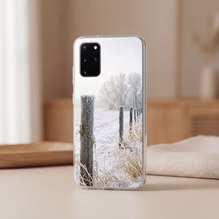 Telefoonhoesje - Hek - Sneeuw - Mist - Platteland - Nostalgisch — 3