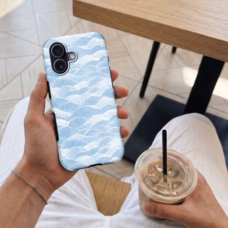 Telefoonhoesje Toughcase - Blauw - Wit - Golven - Getekend — 4