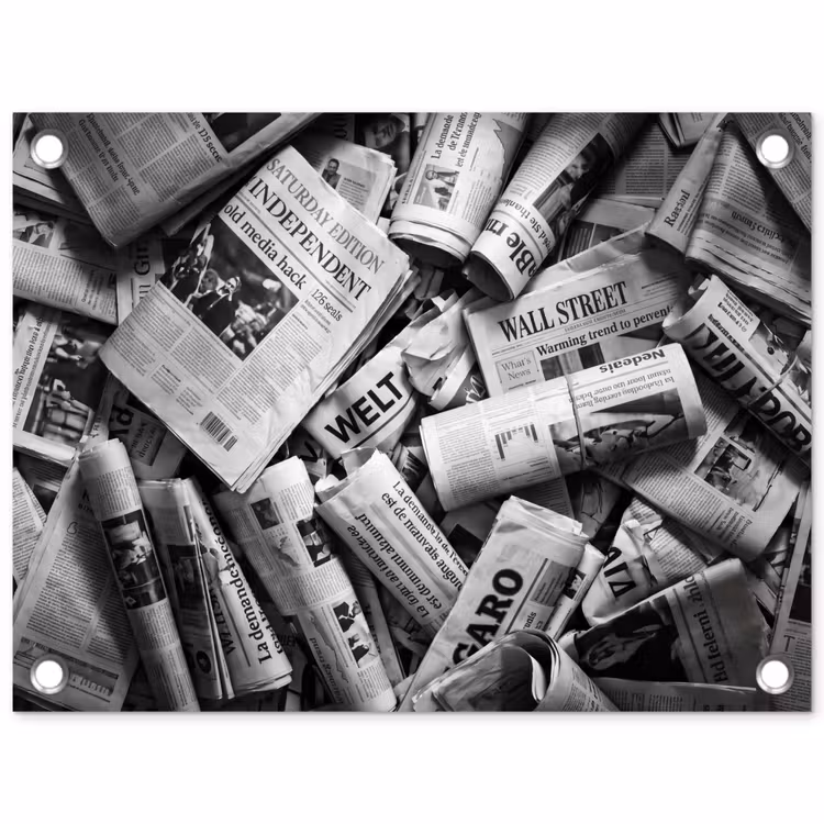 Tuinposter - Krant - Stapel - Nieuws - Zwart-wit — 1