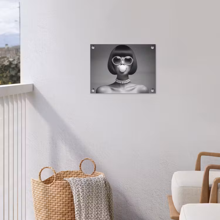 Tuinposter - Vrouw - Zwart Wit - Ketting - Zonnebril — 3