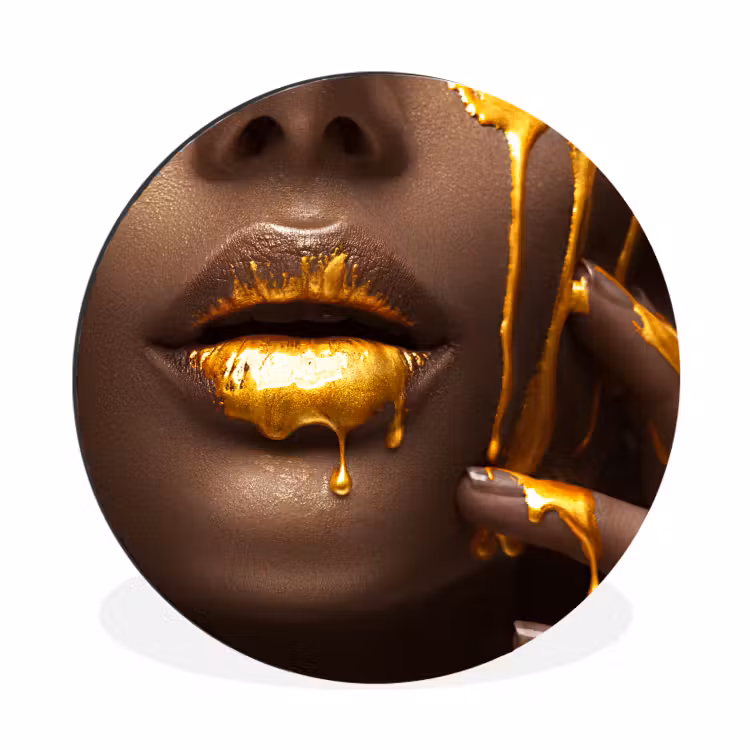 Wandcirkel - Aluminium - Goud - Vrouw - Verf - Lippen - Luxe — 1