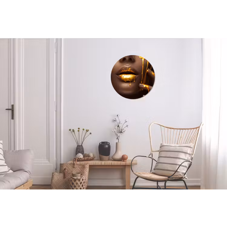 Wandcirkel - Aluminium - Goud - Vrouw - Verf - Lippen - Luxe — 2