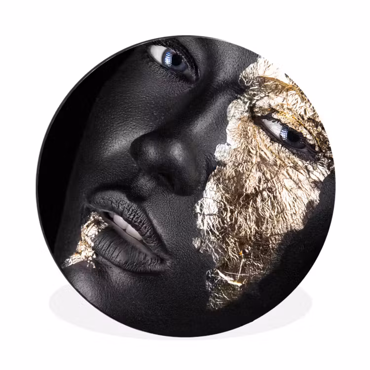 Wandcirkel - Aluminium - Vrouw - Goud - Zwart - Verf - Luxe — 1