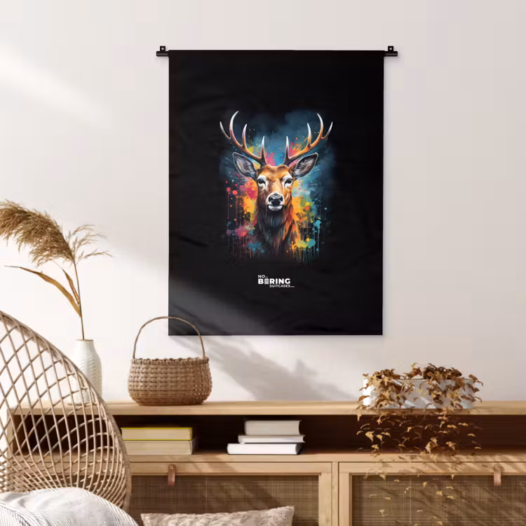 Wandkleed - Hert met gewei tussen graffiti spray — 4
