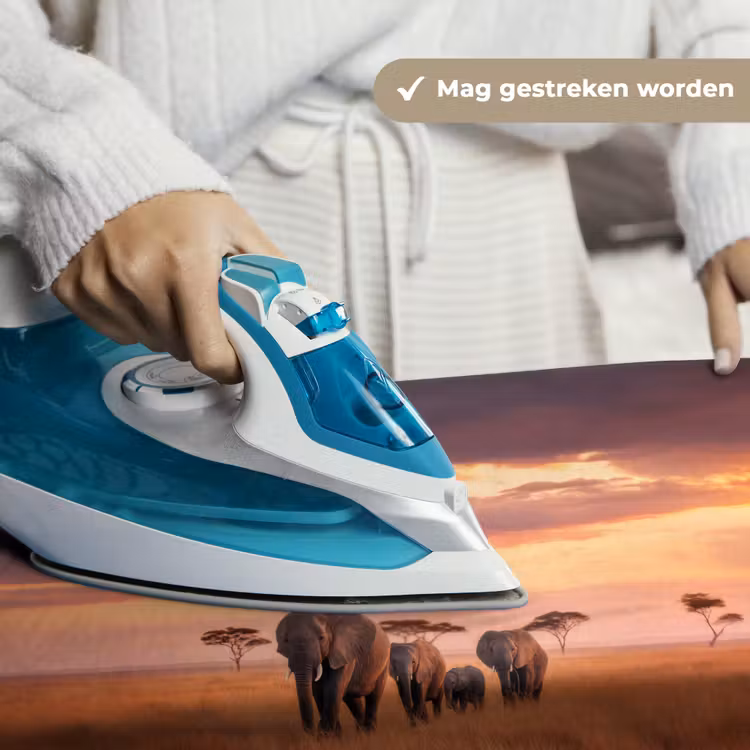 Wandkleed - Groep olifanten - Open vlakte - Zon — 6