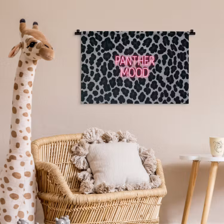 Wandkleed - Panterprint - Zwart - Neonletters - Roze — 5