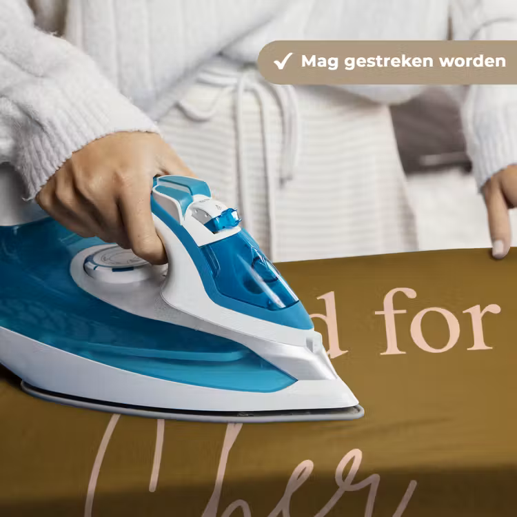 Wandkleed - Groen - Too old for cher - Roze — 6