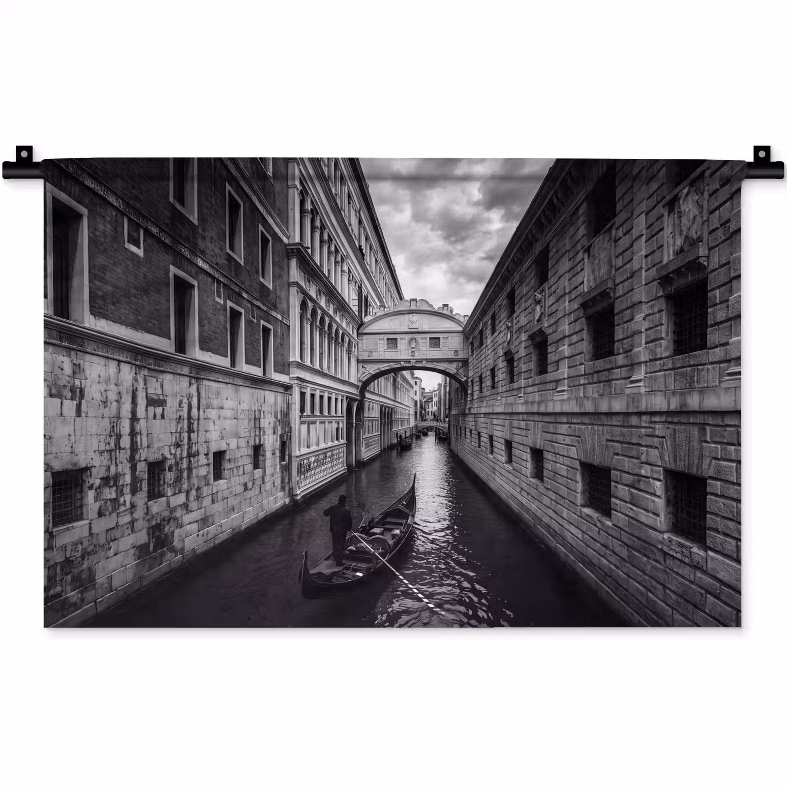 Wandkleed - Boot - Waterweg - Stad - Zwart-wit - Architectuur — 1