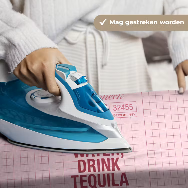 Wandkleed - Humor - Drank - Tekst - Roze — 6
