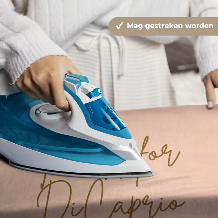 Wandkleed - Too old for dicaprio - Roze - Groen — 6