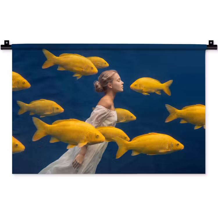 Wandkleed - Vrouw - Vis - Water - Natuur - Geel — 1