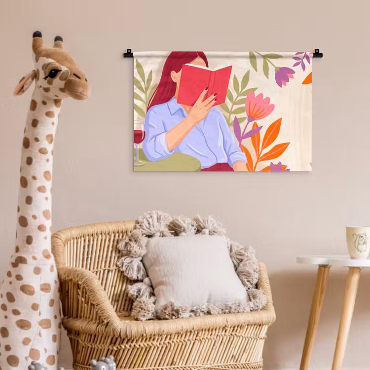 Wandkleed - Vrouw - Lezen - Thuis - Modern - Bloemen — 5