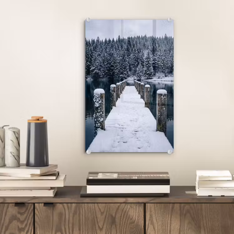 Glas schilderij - Steiger - Meer - Sneeuw - Bergen - Rustgevend — 2