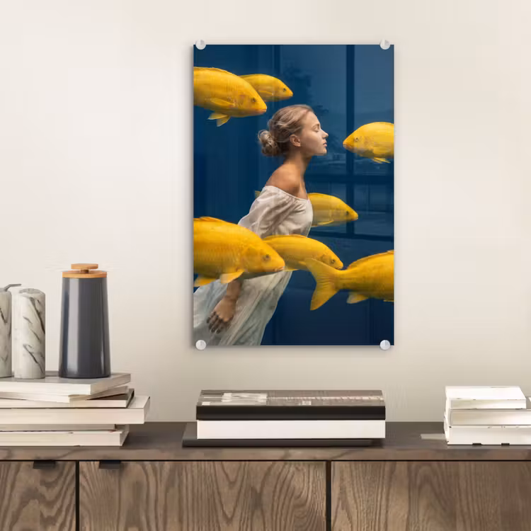 Glas schilderij - Vrouw - Vis - Water - Natuur - Geel — 2