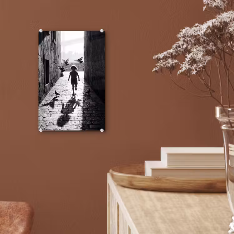 Glas schilderij - Kind - Vogel - Straat - Zwart-wit - Spelen — 6