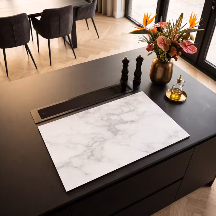 Inductie beschermer - Elegantie van Wit Marmer — 3