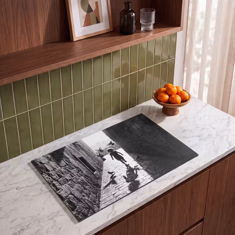 Inductie beschermer - Kind - Vogel - Straat - Zwart-wit - Spelen — 4