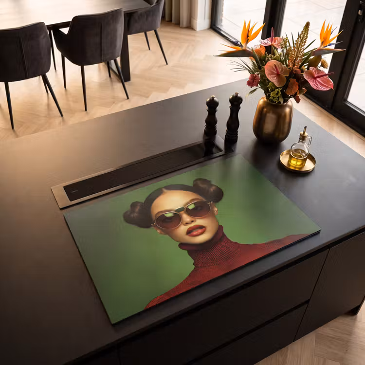 Inductie beschermer - Vrouw - Groen - Bril - Aesthetic - Modern — 3