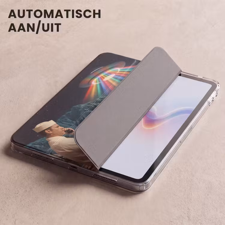 iPad hoes - Man - Controlekamer - Strand — 4