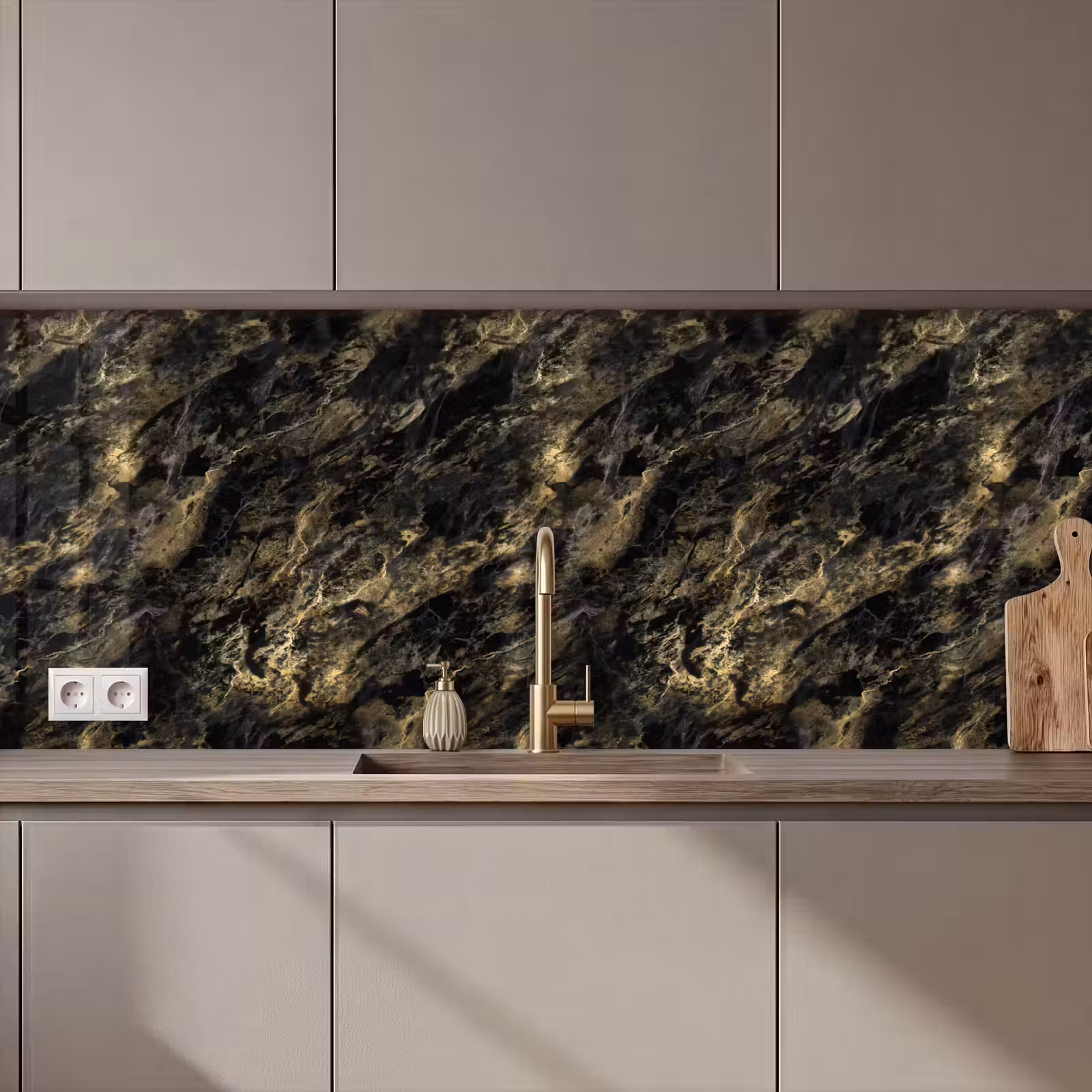 Keuken achterwand - Marmer - Zwart - Goud — 1