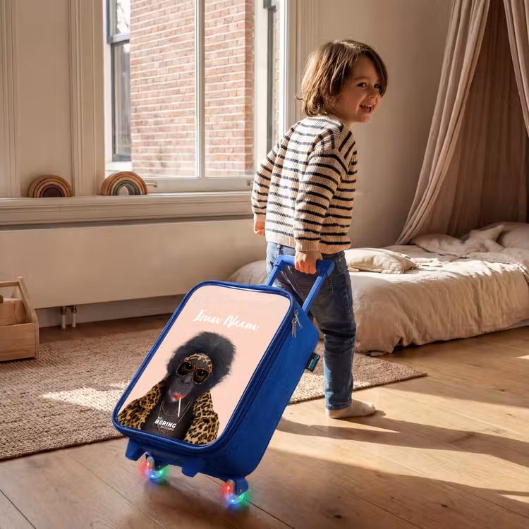 Kinderkoffer met naam - Blauw - Aap met Loly — 3